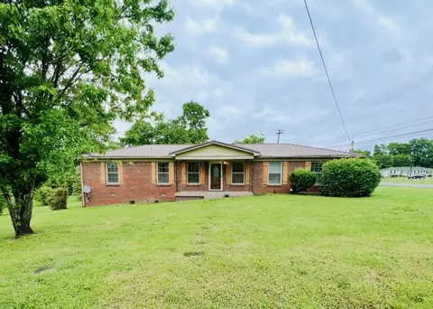 103 Trousdale Ave, Gallatin, TN 37066