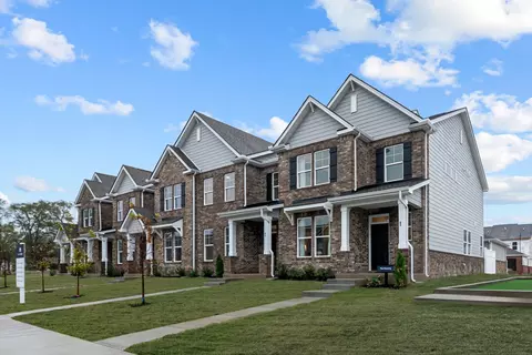 2900 Suzanne Landon Dr #M6, Murfreesboro, TN 37130