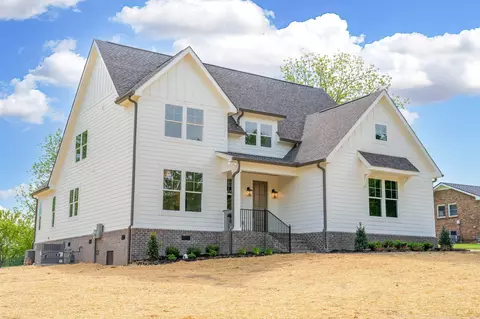 103 Brookview Dr, White House, TN 37188