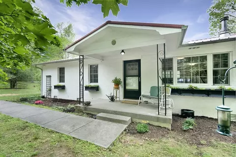 275 Wells St, Monteagle, TN 37356