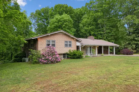 614 Beech St, Centerville, TN 37033 photo 2