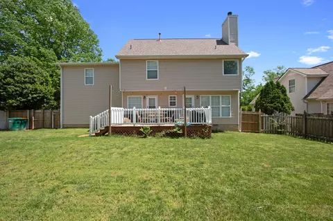 Exterior - 2011 Spring Meadow Cir, Spring Hill, TN 37174 photo 7 of 10