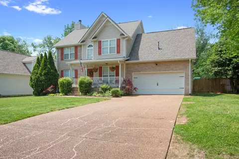 Exterior - 2011 Spring Meadow Cir, Spring Hill, TN 37174 photo 8 of 10