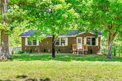 1310 Dogwood Dr, Erin, TN 37061