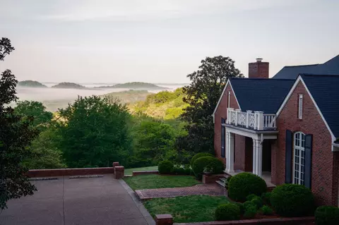 1222 Beech Hill Rd, Brentwood, TN 37027