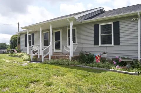 3944 Armstrong Rd, Springfield, TN 37172 photo 4