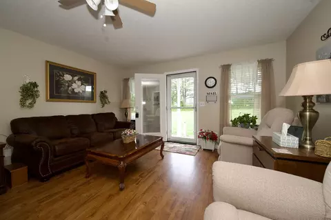 3944 Armstrong Rd, Springfield, TN 37172 photo 5