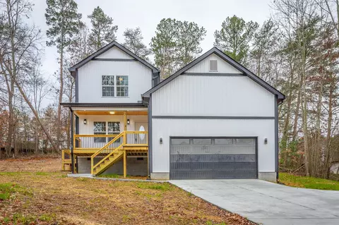 2410 Martin Luther King Jr Boulevar, Dalton, GA 30721