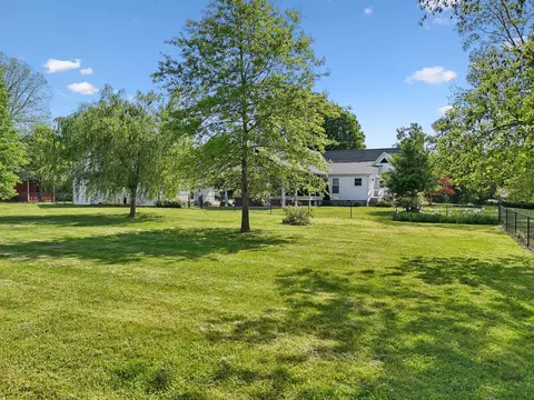 Exterior - 155 High St, Morrison, TN 37357 photo 24 of 26