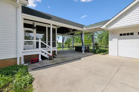 Exterior - 155 High St, Morrison, TN 37357 photo 15 of 26