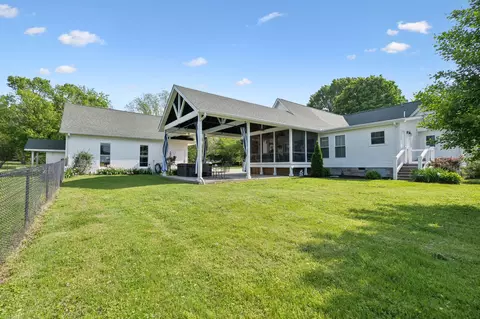 Exterior - 155 High St, Morrison, TN 37357 photo 16 of 26