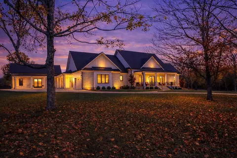 2836 Buford Ln, Spring Hill, TN 37174