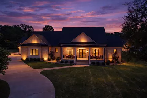 2836 Buford Ln, Spring Hill, TN 37174 photo 2