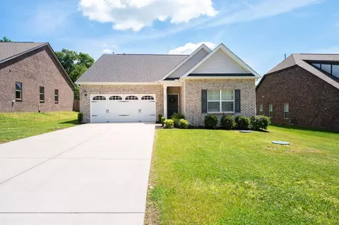 567 Oakvale Ln, Mount Juliet, TN 37122