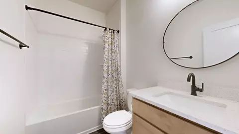 Bath - 4059 John Marsh Rd, Spring Hill, TN 37174 photo 3 of 5