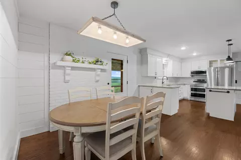 Dining - 3288 Ball Rd, Cunningham, TN 37052 photo 2 of 2