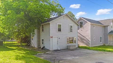 108 7th Ave S, Lewisburg, TN 37091