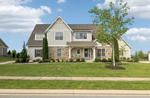 6620 Flushing Dr, College Grove, TN 37046