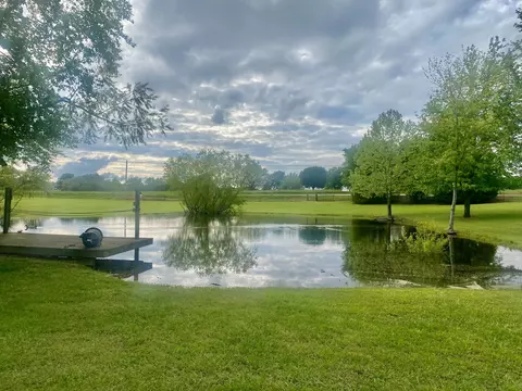 2273 Holcomb Rd, Mcminnville, TN 37110