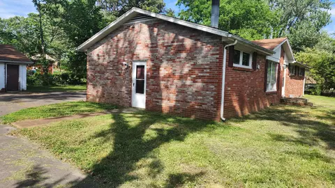 155 Dale Ter, Clarksville, TN 37042