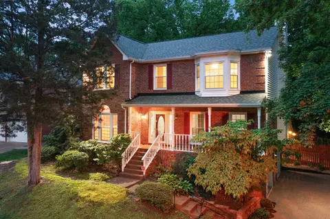 429 Old Oak Way, Hermitage, TN 37076
