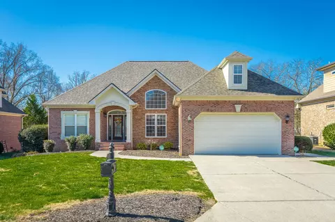 8410 Keystone Cir, Chattanooga, TN 37421