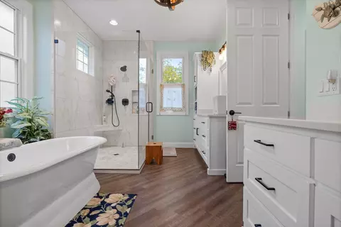 Bath - 234 Reflection Dr, Dunlap, TN 37327 photo 6 of 10