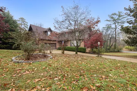 615 Montgomery Rd, Hixson, TN 37343