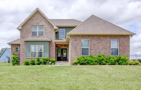 592 Dexter Dr, Clarksville, TN 37043