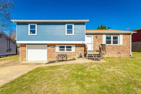 8333 Hamilton Oaks Dr, Chattanooga, TN 37421