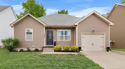 3662 Fox Tail Dr, Clarksville, TN 37040