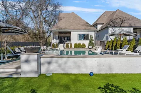 3619 Meadow Dr, Nashville, TN 37215