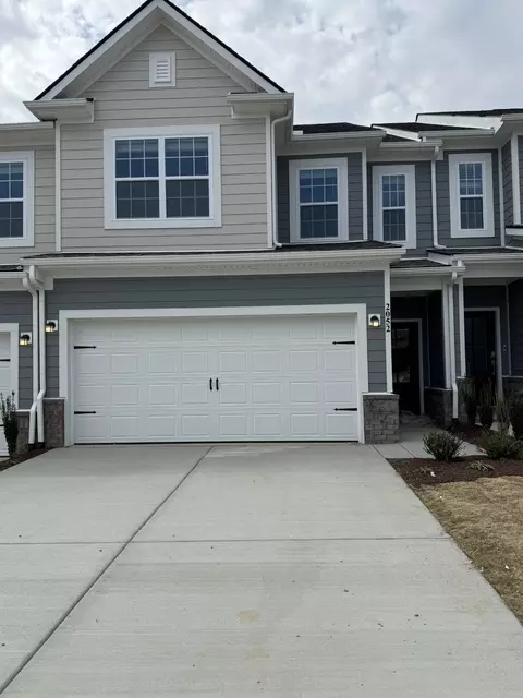 2052 Nectar Ln, Columbia, TN 38401