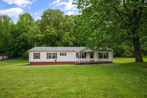 1023 Briarwood Dr, Charlotte, TN 37036