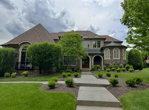 221 Ennismore Ln, Brentwood, TN 37027