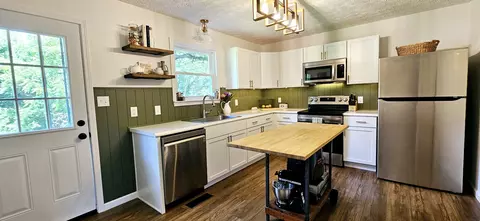 Kitchen - 429 E Castle St, Murfreesboro, TN 37130 photo 1 of 2
