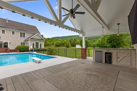7970 E Valley Rd, Dunlap, TN 37327 photo 4