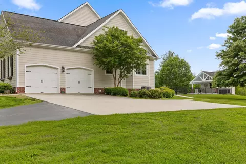 7970 E Valley Rd, Dunlap, TN 37327 photo 3