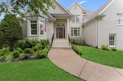 811 Highgrove Cir, Franklin, TN 37069