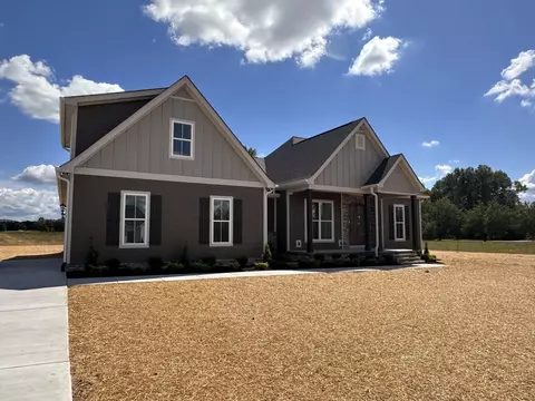 21 Hancock, Mcminnville, TN 37110