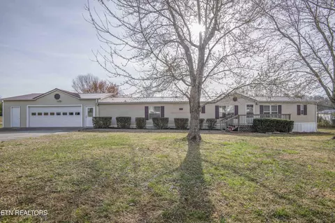 185 Abbott Rd, Lenoir City, TN 37771