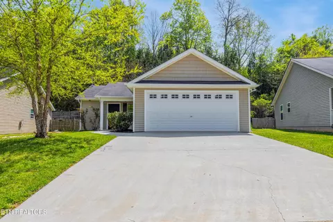 5952 Bearden View Ln, Knoxville, TN 37909
