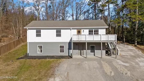 100 Sierra Pl, Rockwood, TN 37854