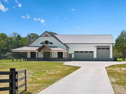 4922 Comstock Rd, Chapel Hill, TN 37034