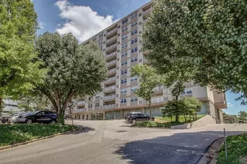 3415 W End Ave #303, Nashville, TN 37203