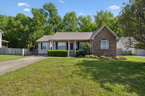 1038 Windtree Tr, Mount Juliet, TN 37122