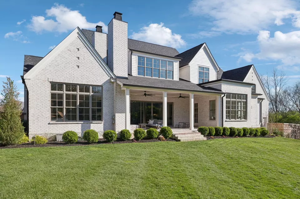 Exterior - 910 Sunset Ridge Dr, Franklin, TN 37069 photo 15 of 23