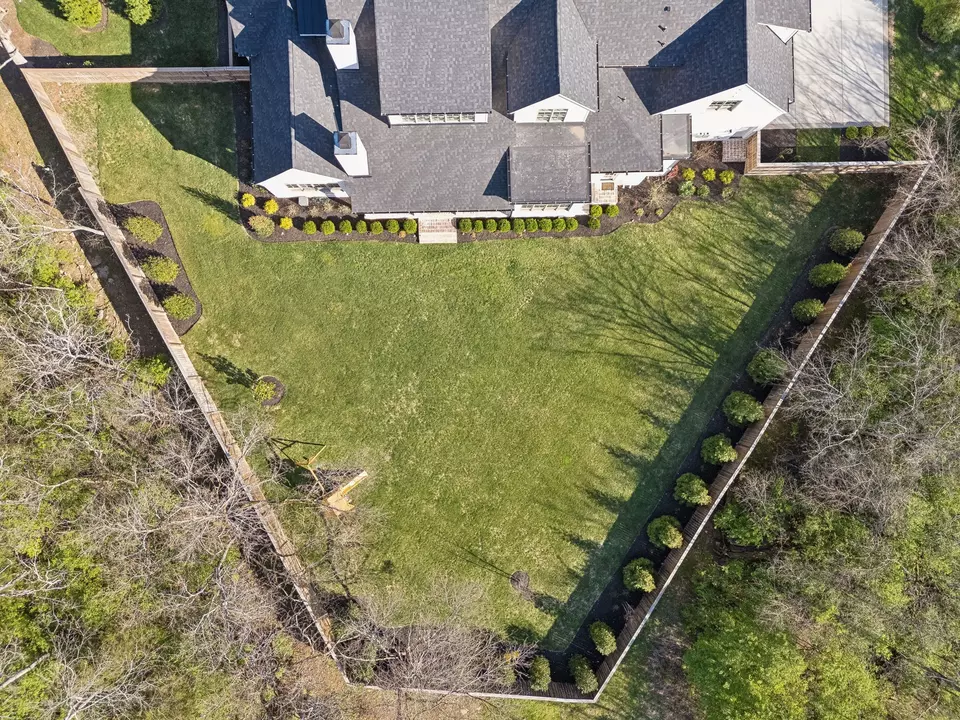 Exterior - 910 Sunset Ridge Dr, Franklin, TN 37069 photo 16 of 23