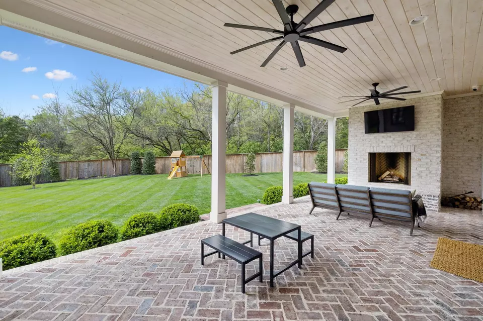 Exterior - 910 Sunset Ridge Dr, Franklin, TN 37069 photo 10 of 23