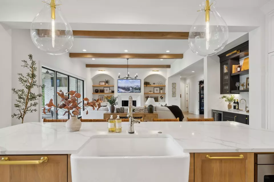 Kitchen - 910 Sunset Ridge Dr, Franklin, TN 37069 photo 2 of 3